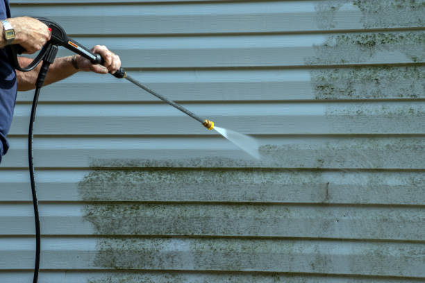 Best Sidewalk and Walkway Cleaning  in Le Grand, CA